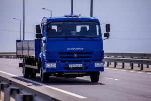 На автоподходе к Крымскому мосту успешно испытаны российские робомобили»